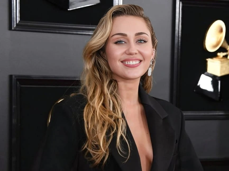 Miley Cyrus Biography (American Singer And Actress)