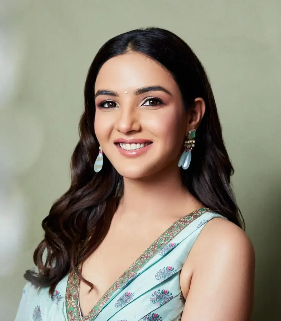 Jasmin Bhasin Biography (Indian Actress and Model)