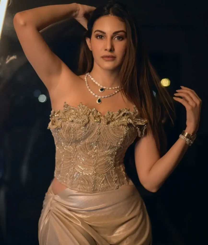 Amyra Dastur Biography (Indian Actress and Model)