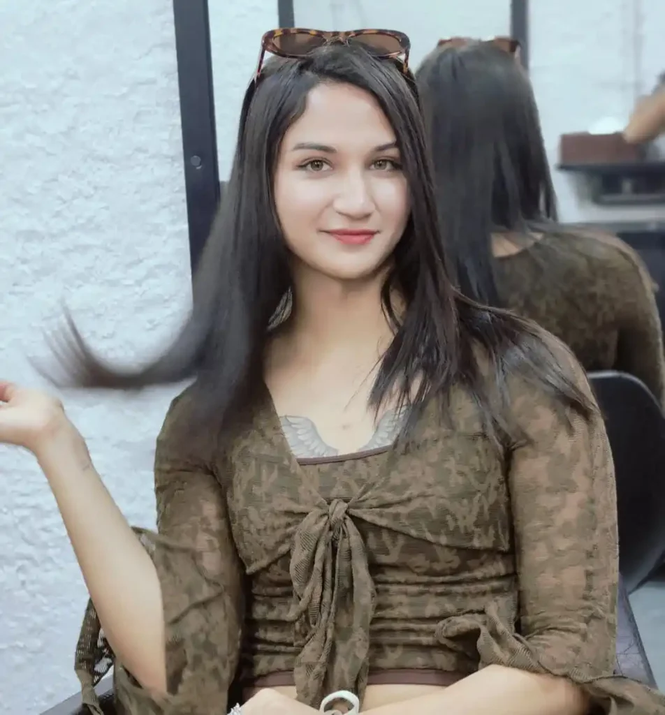 Anaya Bangar biography (Indian Content Creator)