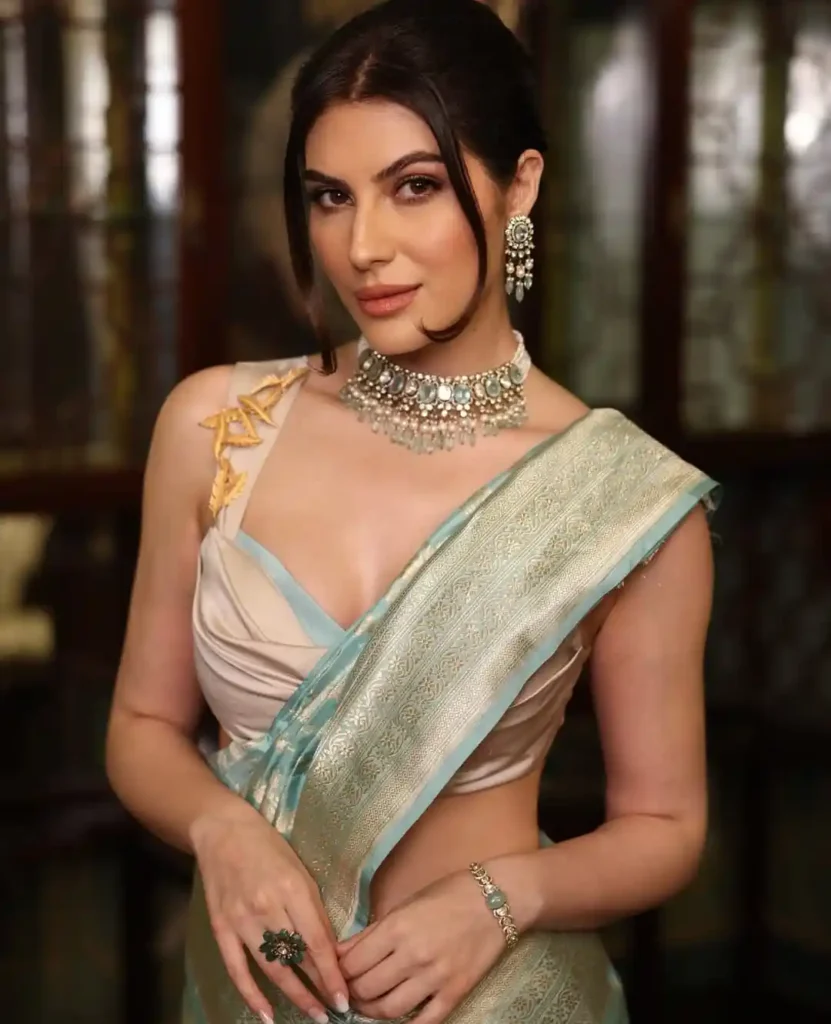 Elnaaz Norouzi biography (Iranian-German Actress and Model)