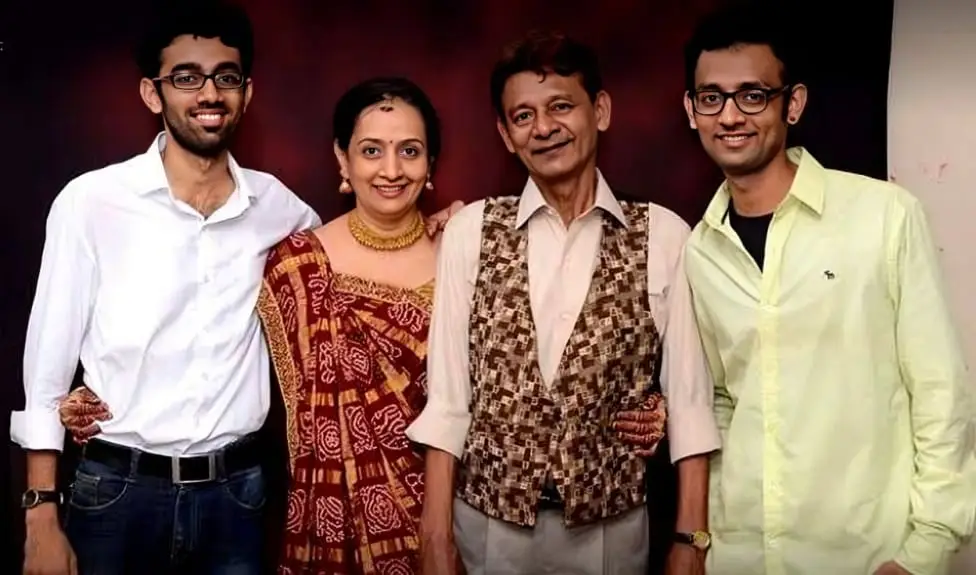 Nikunj Lotia biography (Indian Youtuber and Actor)