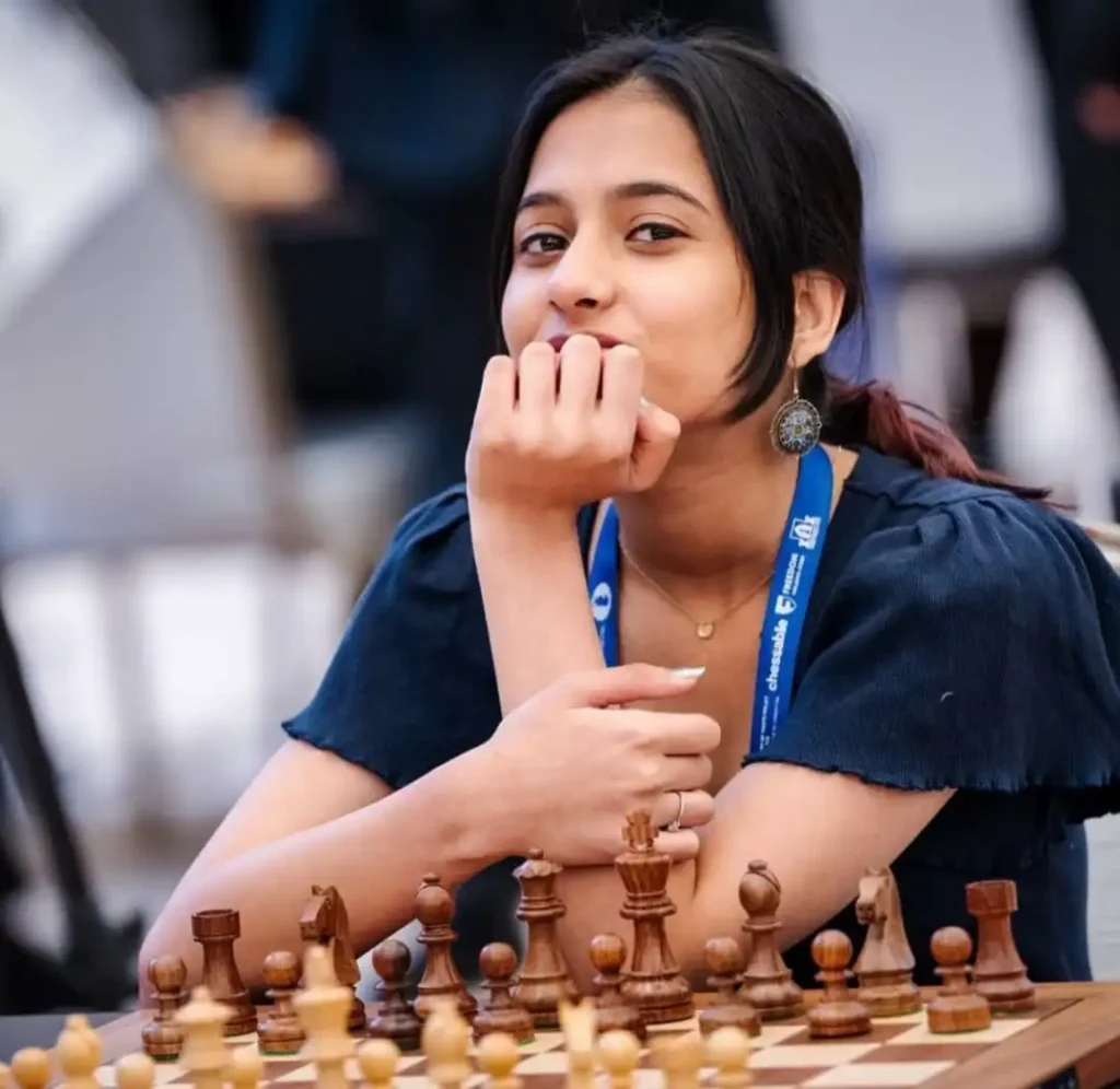 Divya Deshmukh biography (Indian Chess Player)