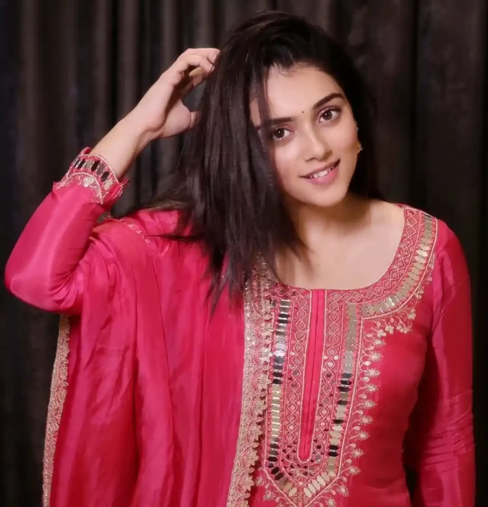 Mallika Singh biography (Indian Actress)