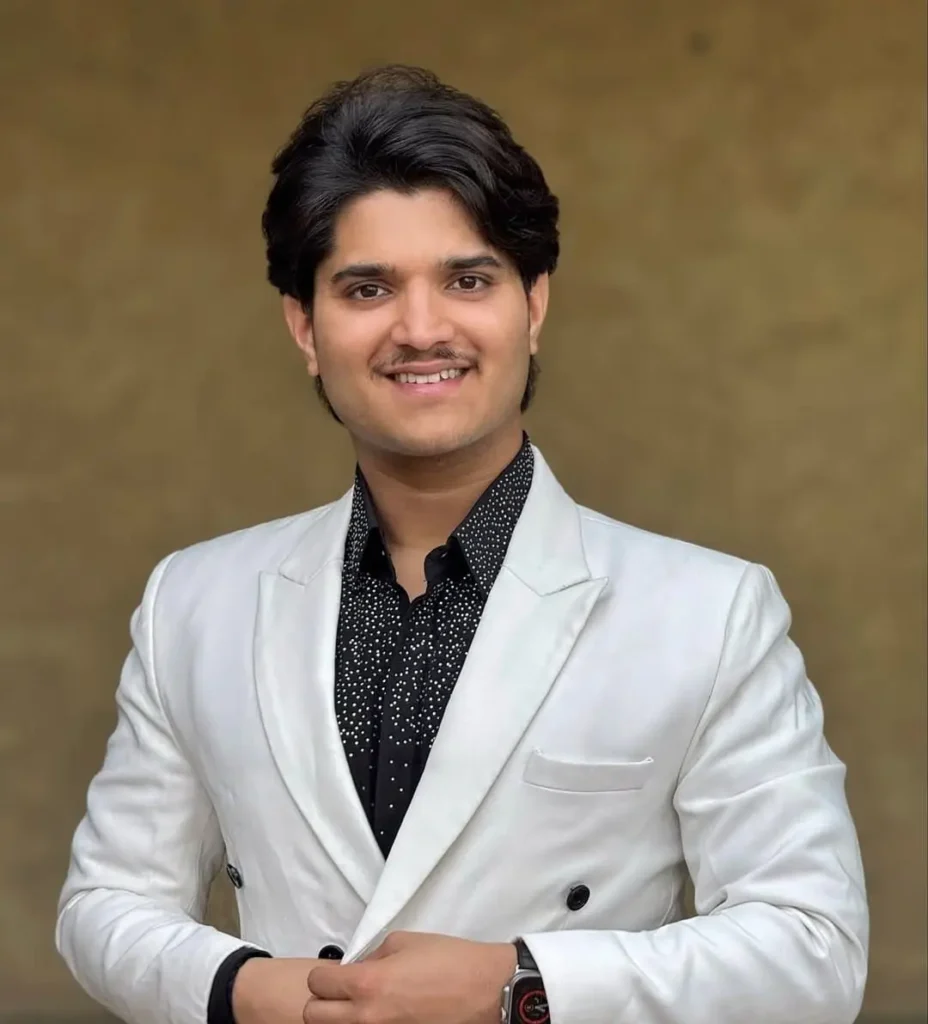Mridul Tiwari biography (Indian Youtuber)